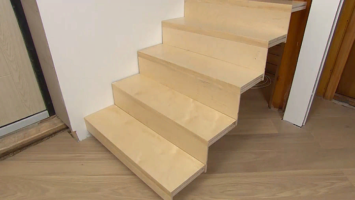 Лестница из фанеры: расчет толщины ступеней, усиление, защита от истирания